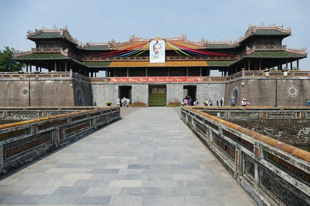Vietnam travel and transfer service photo 14
